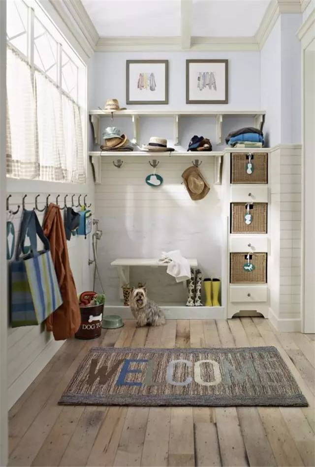 裝修創(chuàng)意&mdash;&mdash;玄關變身衣帽間